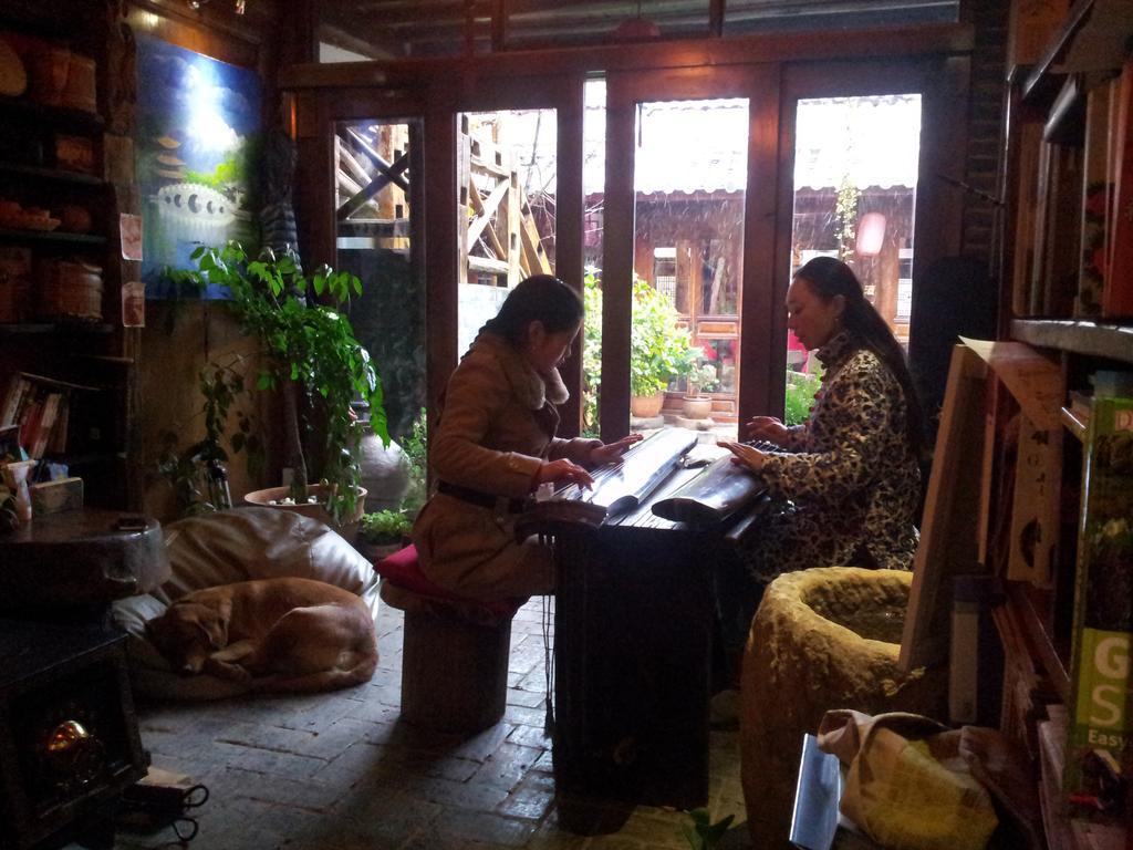 Lazy Tiger Inn Lijiang  Exterior photo